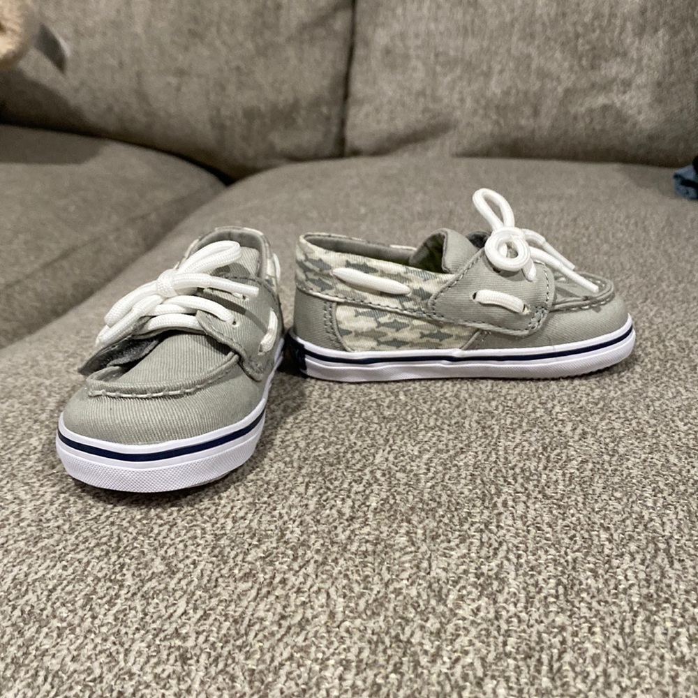 Infant/toddler Sperry boat shoes